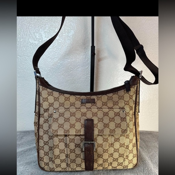 Gucci crossbody bag. - Picture 1 of 16